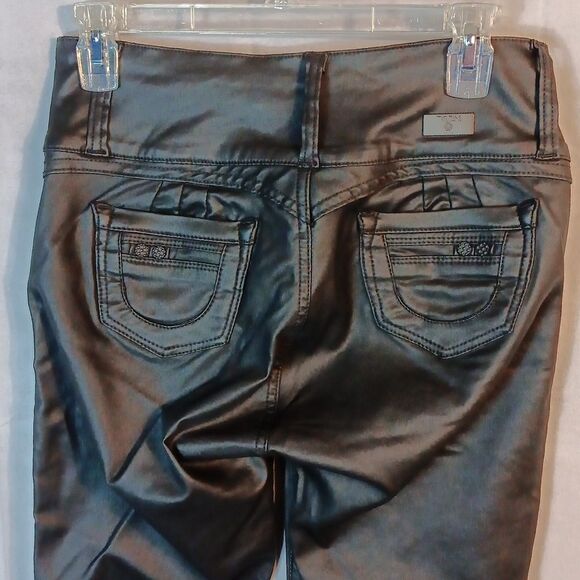 Tissini Black High Waist Skinny Jeans - Picture 3 of 8